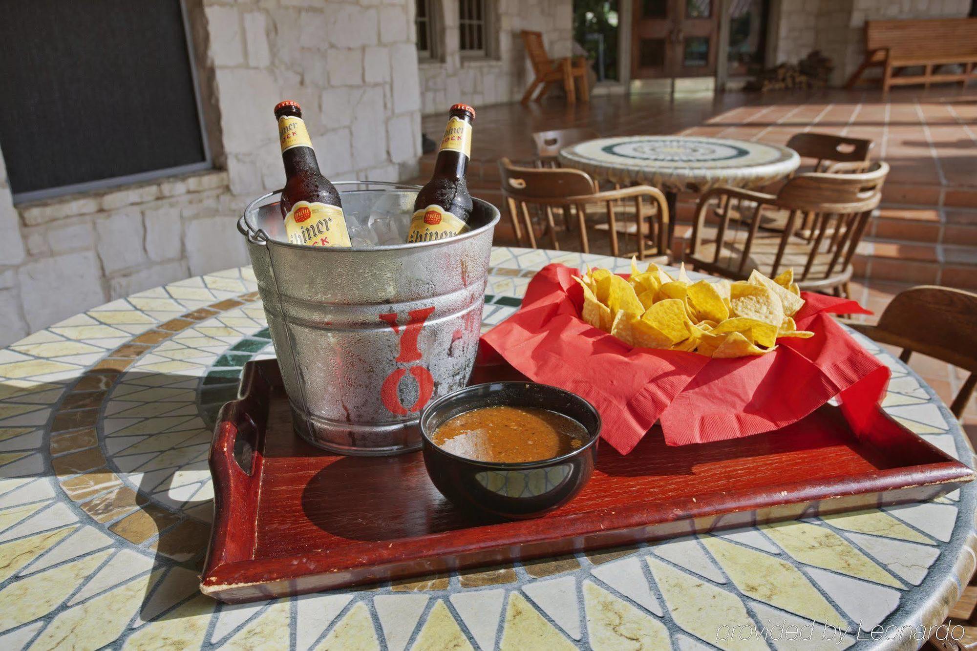 Y O Ranch Hotel And Conference Center Kerrville Restaurang bild